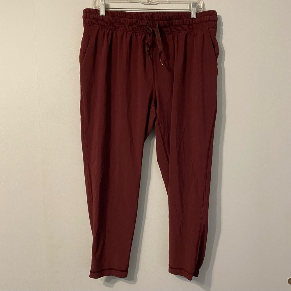 LULULEMON JOGGERS